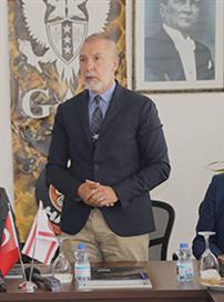 Başbakan Erhürman, GAÜ Karpaz Yaşam Kampüsü inşaat alanında incelemelerde bulundu